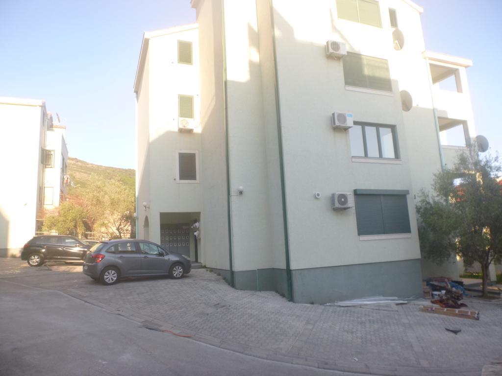 Apartman Ozi Петровац Экстерьер фото