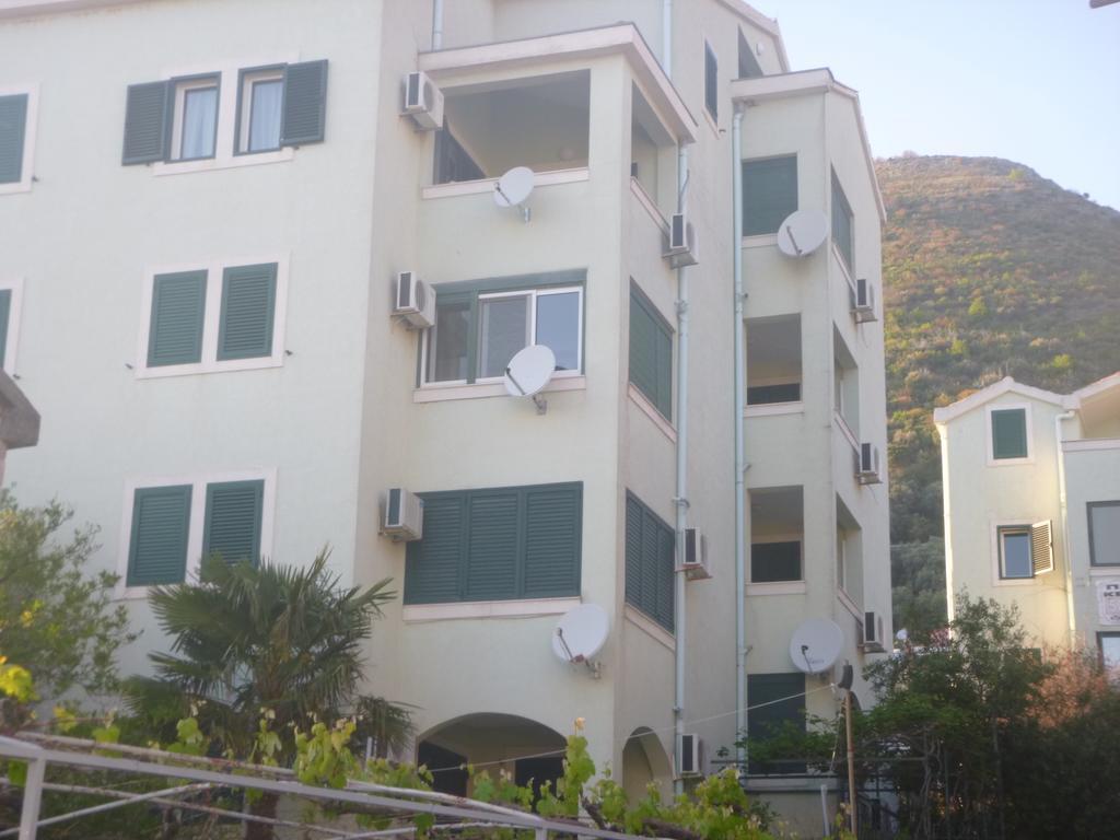 Apartman Ozi Петровац Экстерьер фото